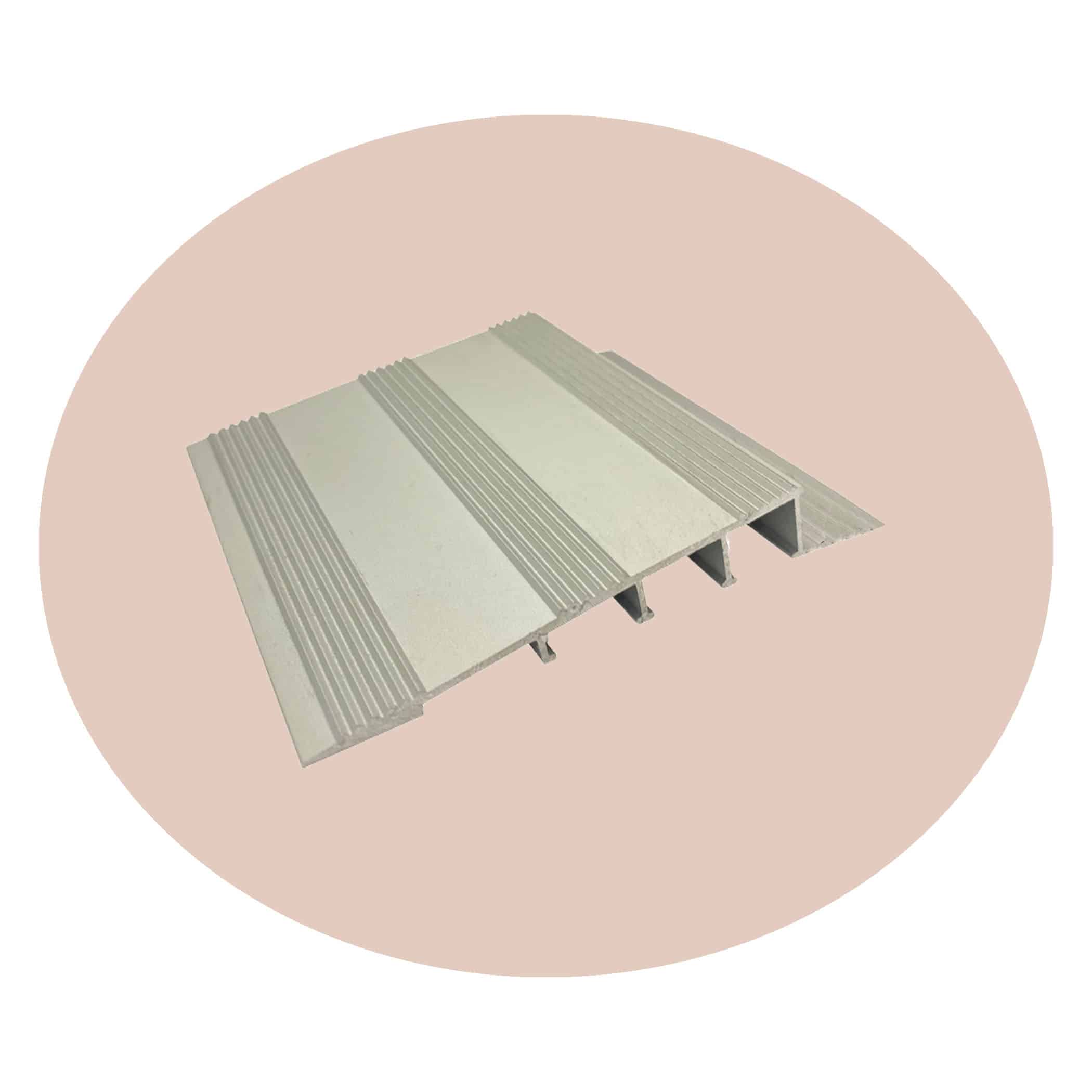 Aluminium Transition Ramp - 10 x 90mm Matt Silver Variation Image