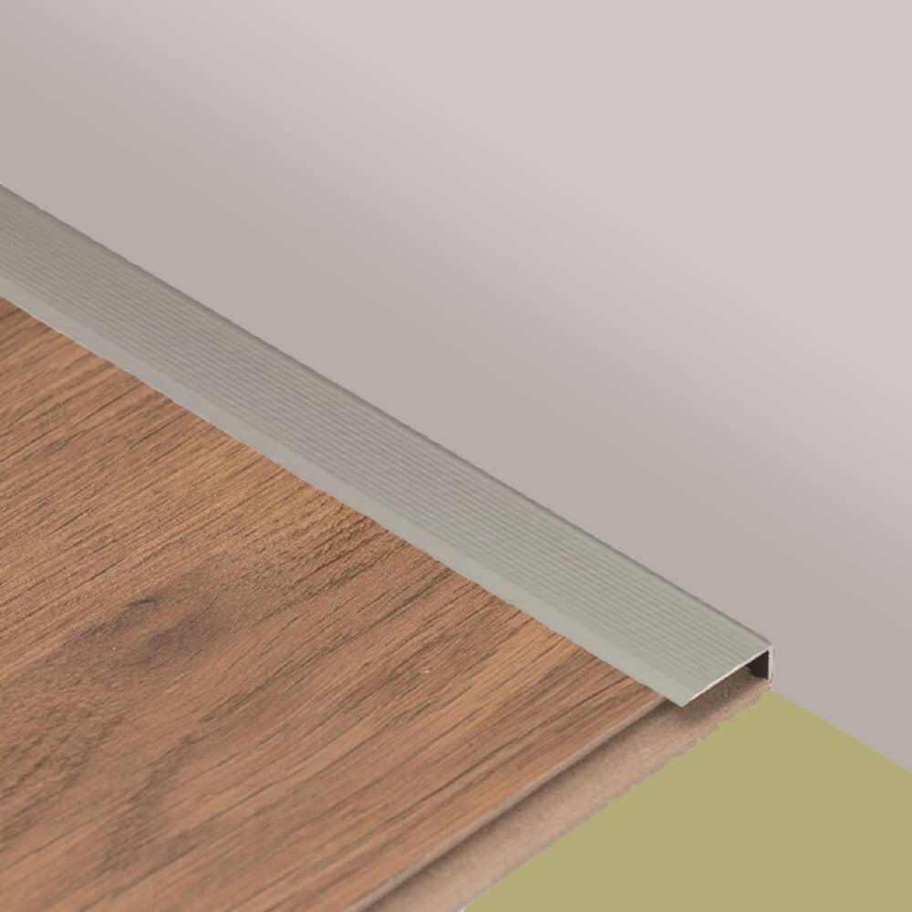 L Shape Angle End Flooring Trim - Silver Variation Image