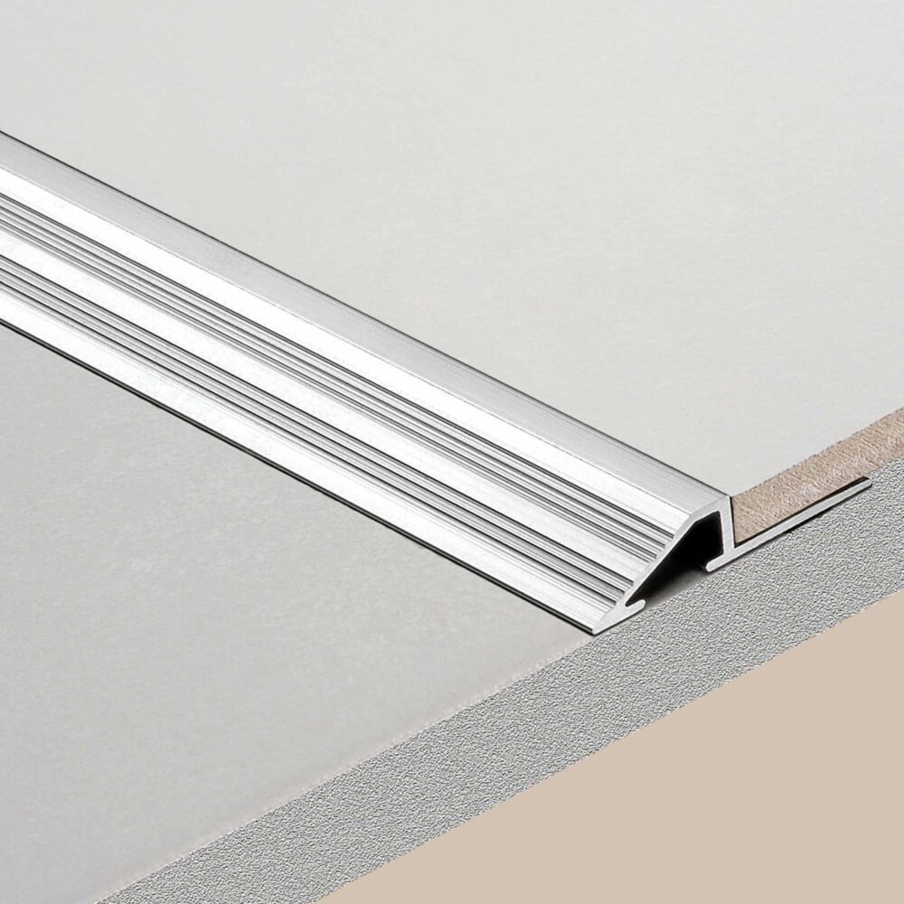Transition Edge Ramp - Matt Silver Finish Variation Image
