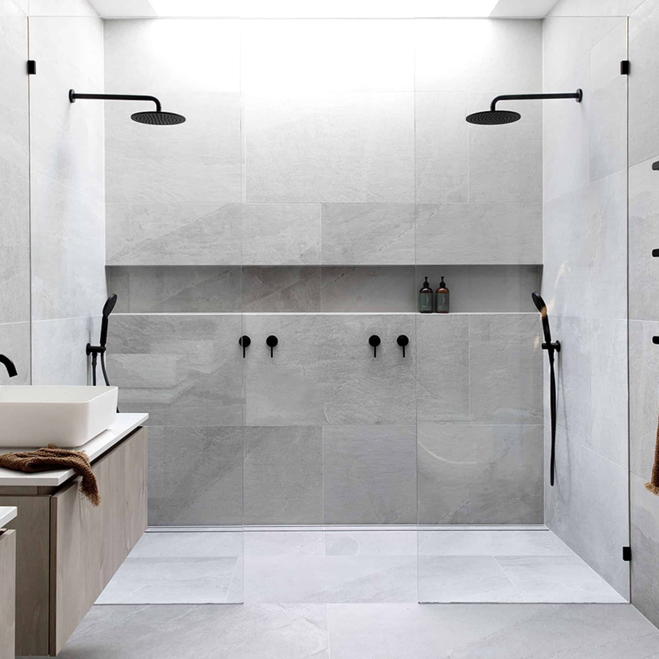 Lauxes Tile Insert Grate- Gallery Image