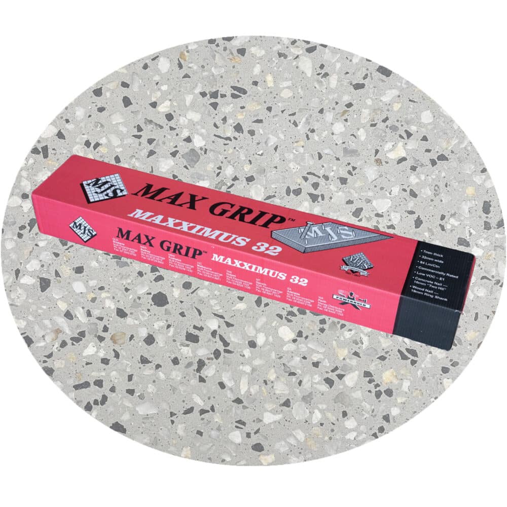 Maxximus 32 Max Grip Carpet Smoothedge - Short Pin Concrete Variation