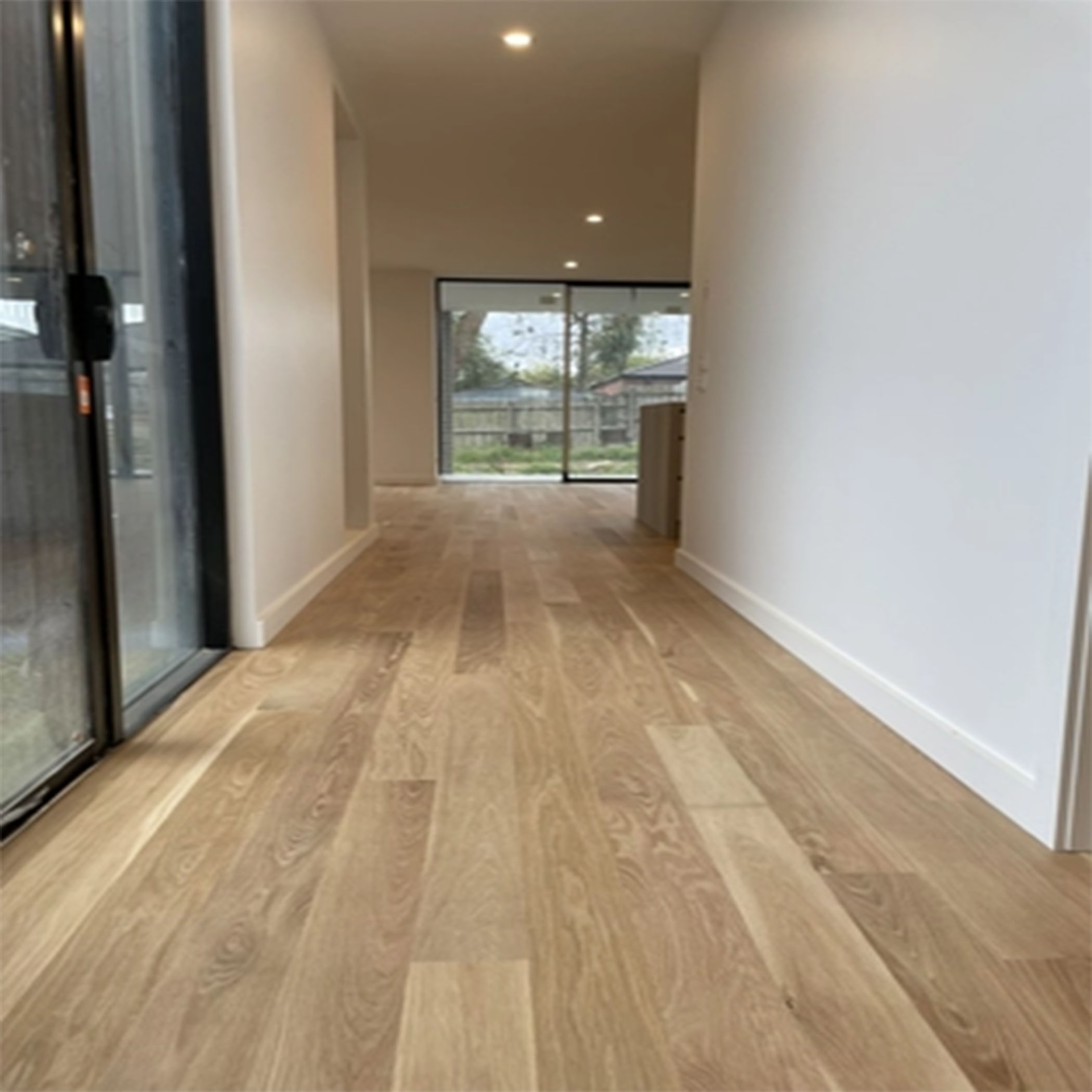 Loba 2K Invisible Protect Timber Finish - Gallery Image