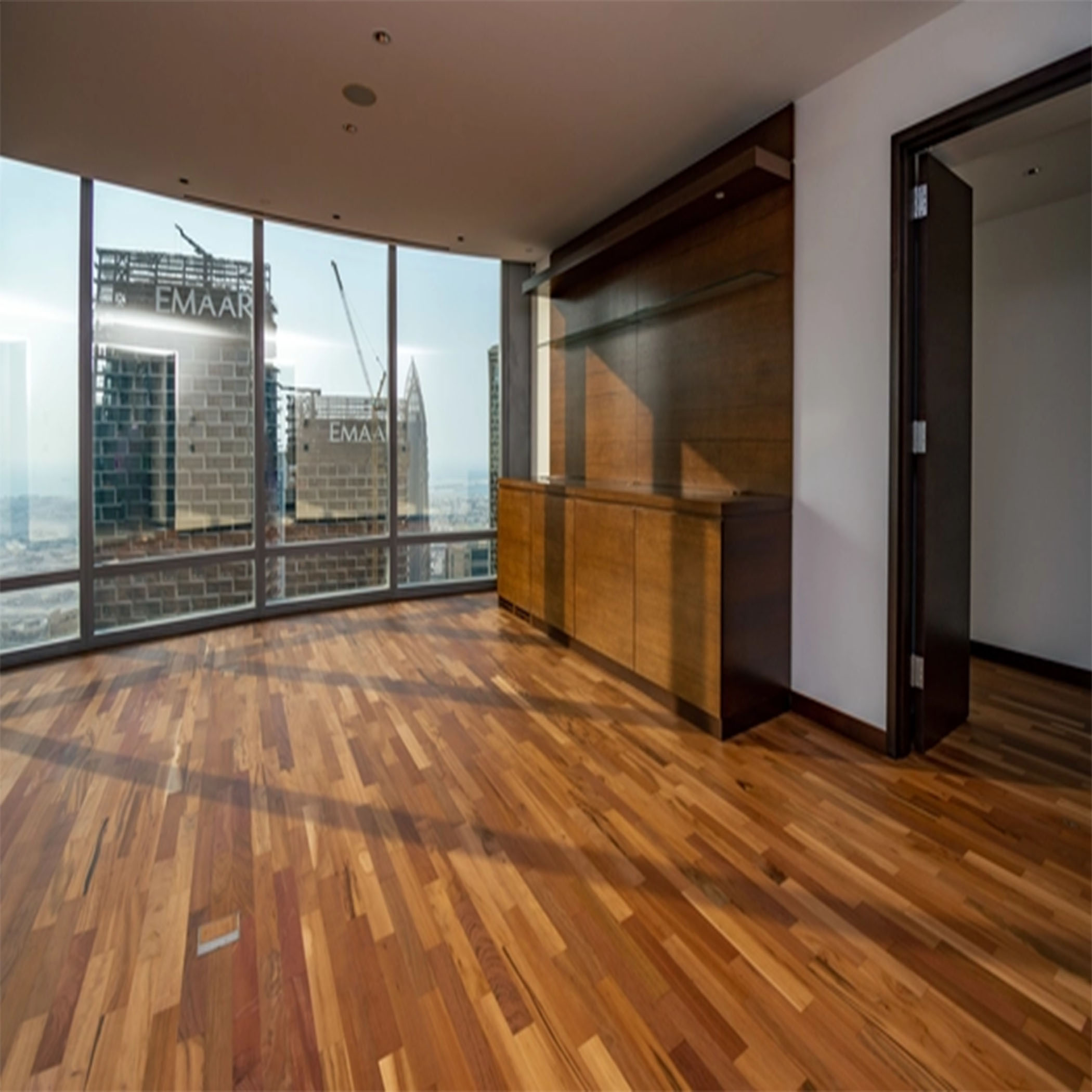 Loba 2K Invisible Protect Timber Finish - Gallery Image