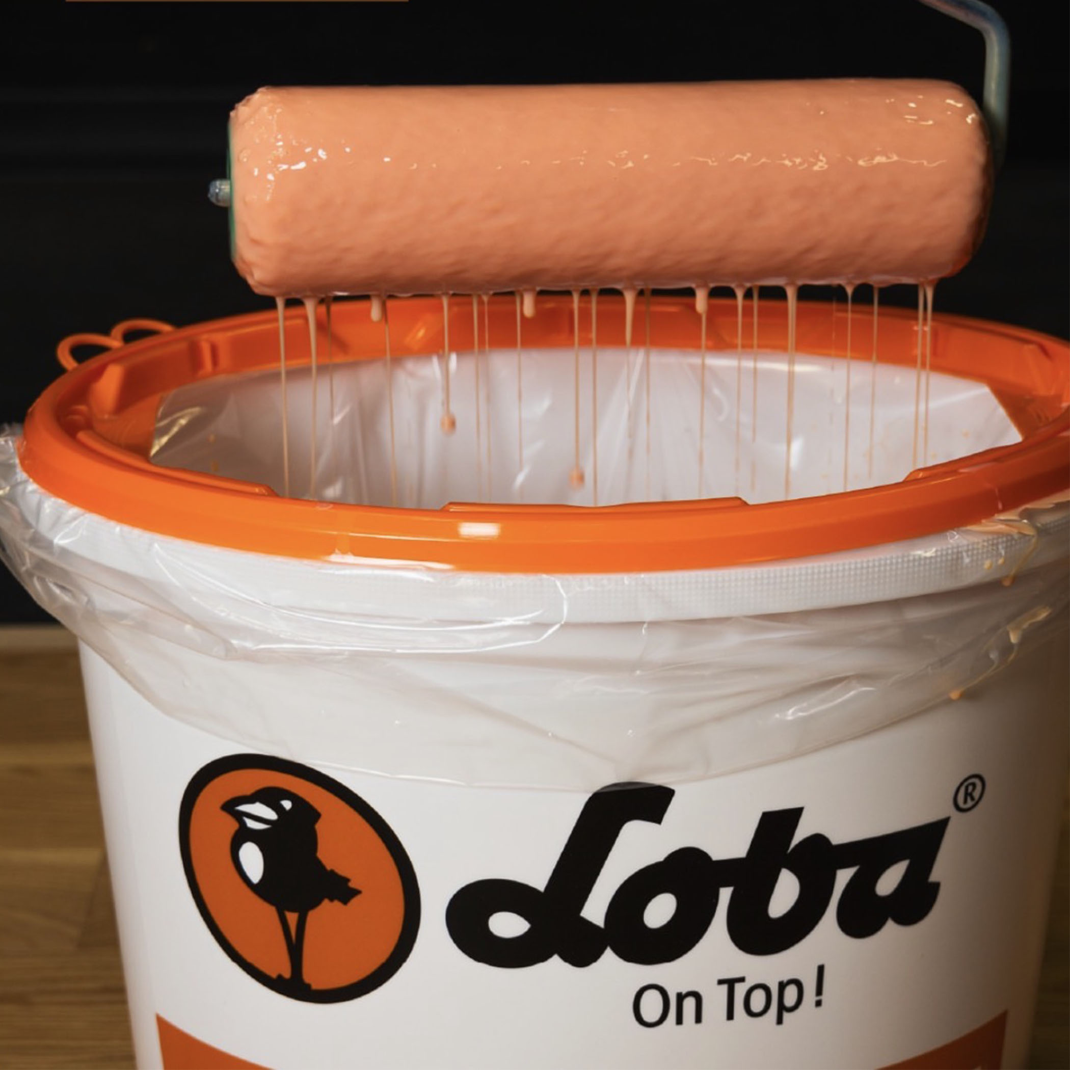 Loba Mixing Bucket - Gallery Image