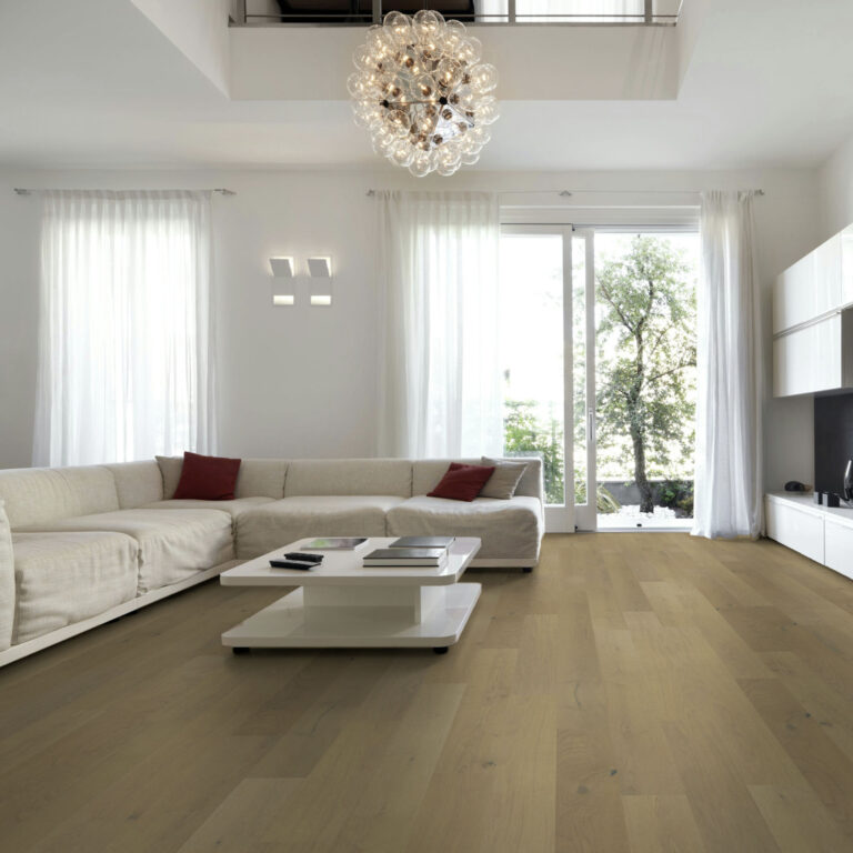 Sunstar Oak Classics Builders Range Flooring - 022 Tomki