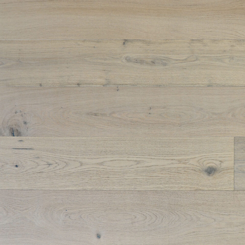 Sunstar Oak Classics - Wide Board Flooring - HW024-Wide Wyan-Wide - Gallery Image