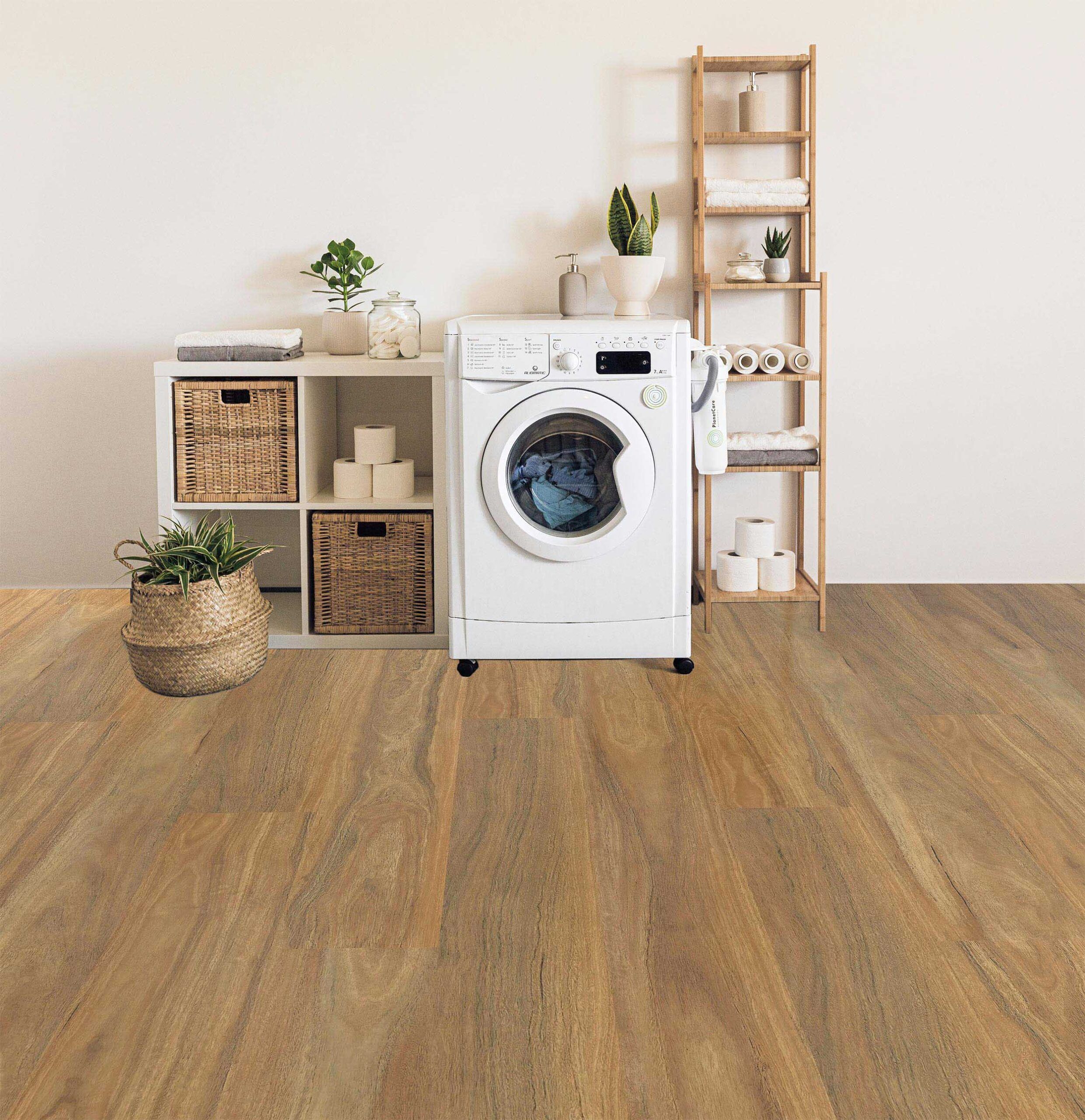 Sunstar Naturale 5.0 Flooring - NP529 Spotted Gum