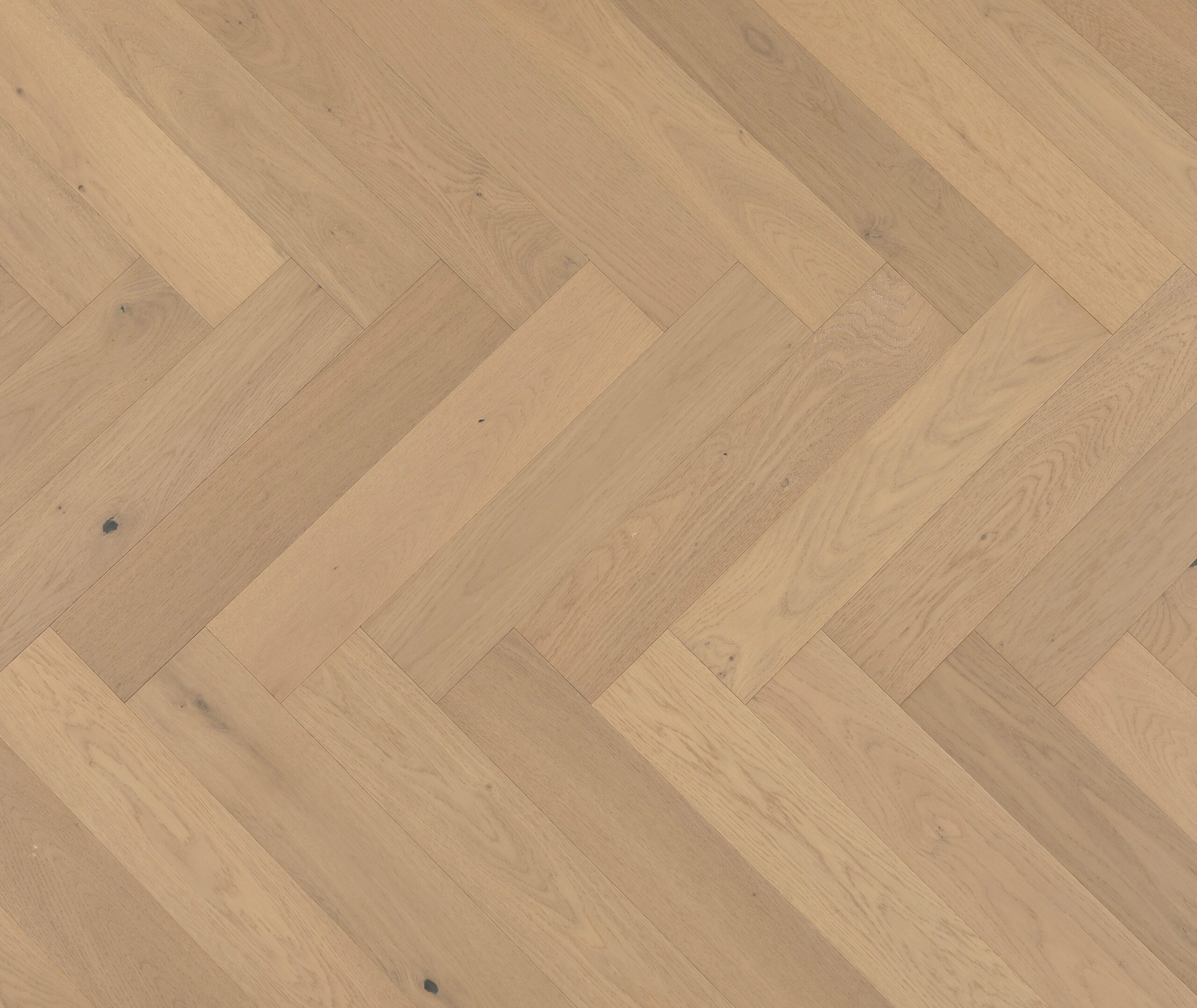 Sunstar Oak Classics - Herringbone Flooring - HW032-RZ Tulka-Herringbone - Gallery Image