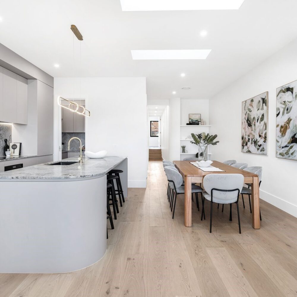 Sunstar Vogue Flooring - V010 Bornate - Gallery Image
