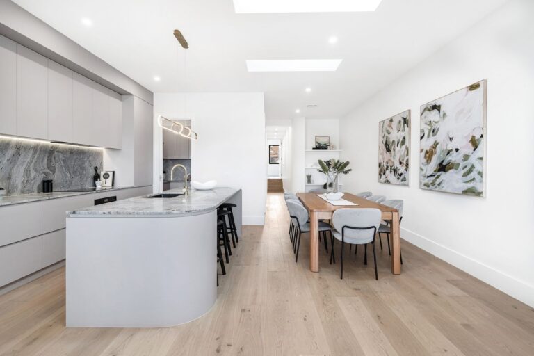 Sunstar Vogue Flooring - V010 Bornate