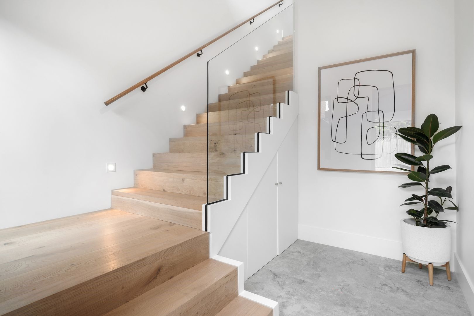 Sunstar Vogue Flooring - V010 Bornate - Gallery Image