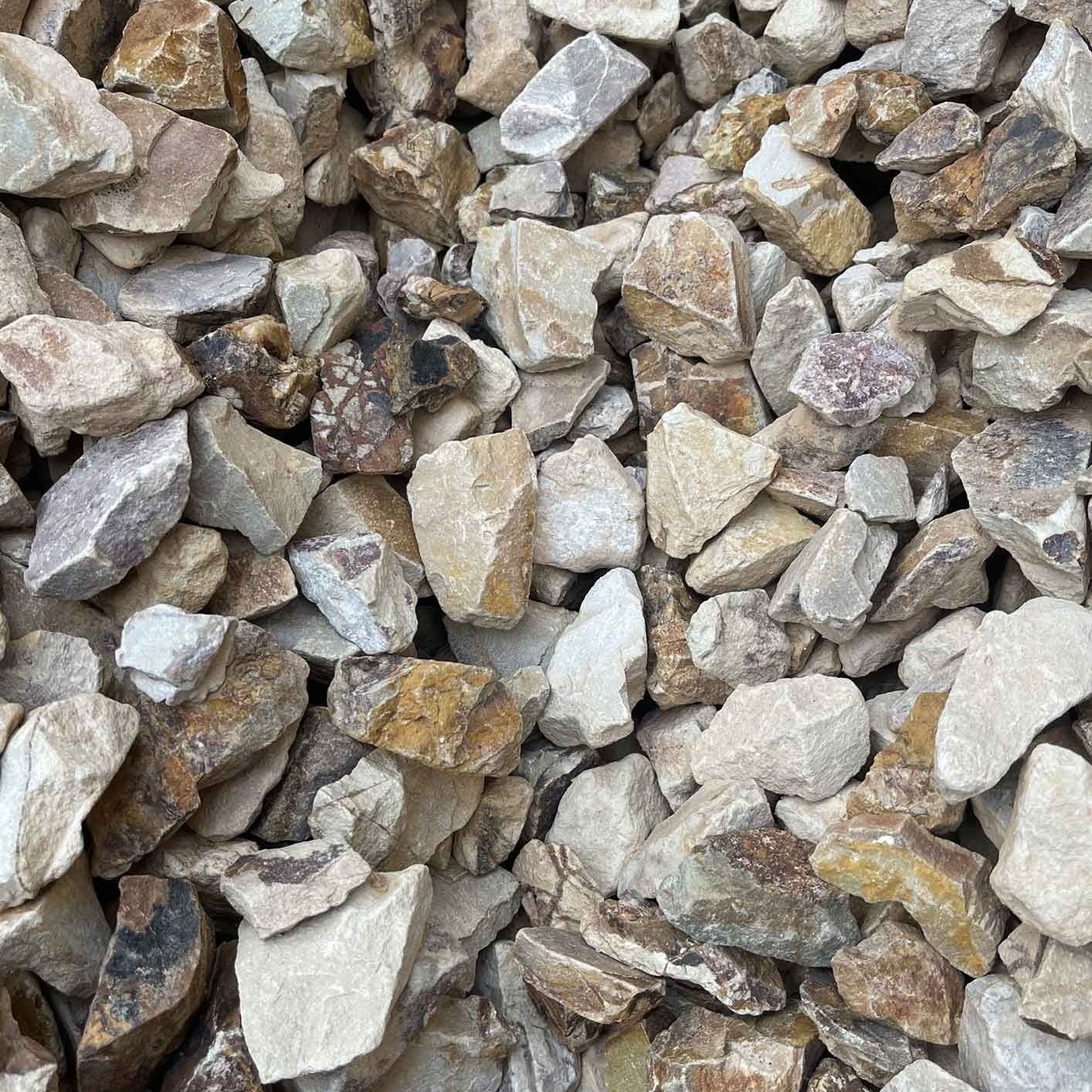 Tuscan Rock decorative feature stone, 20mm and 40mm